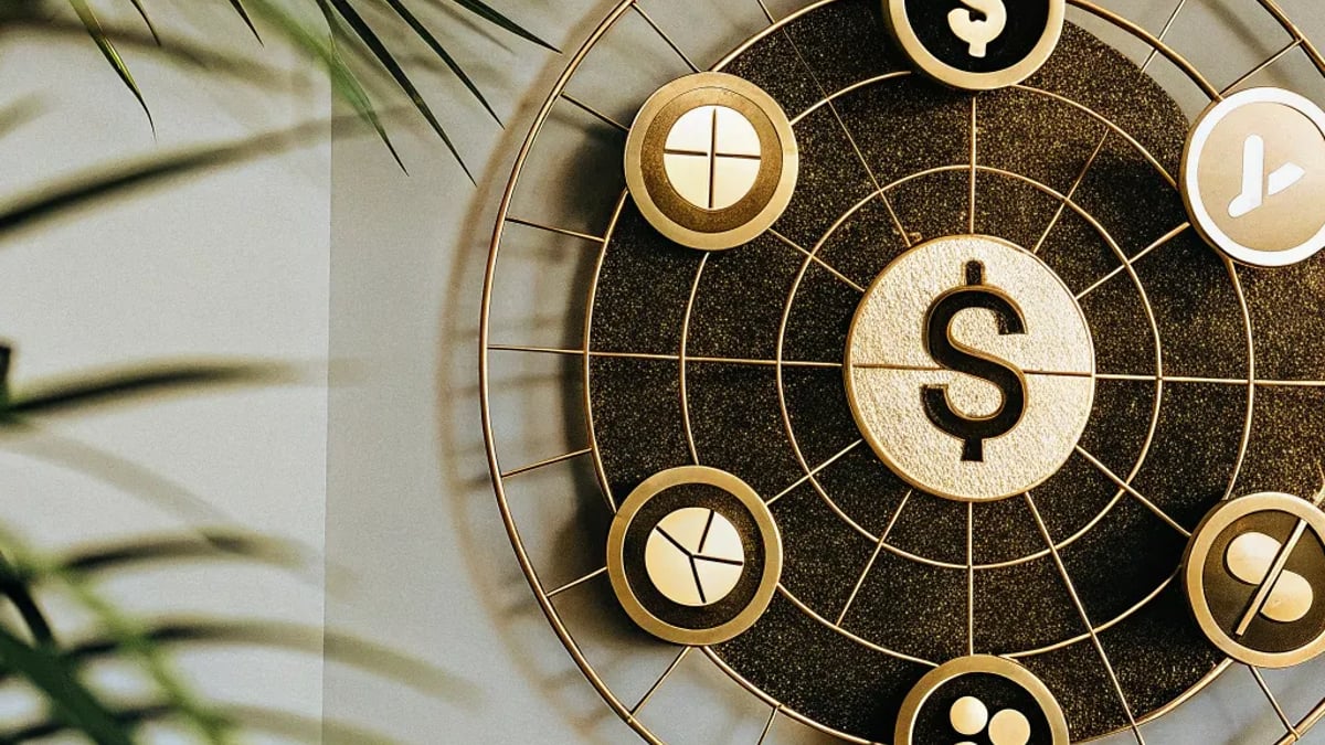 How to Build a Diversified Investment Portfolio with ETFs